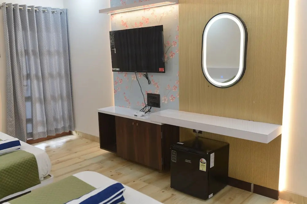 Киим: ILIF 2706 Western Breeze Villas