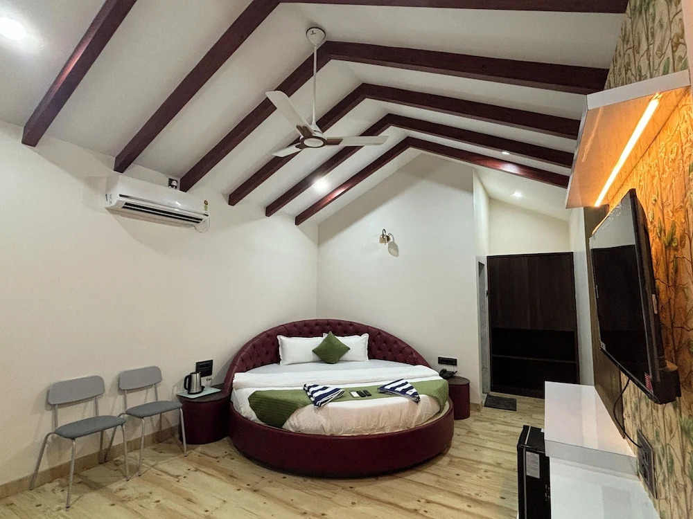 Киим: ILIF 2706 Western Breeze Villas