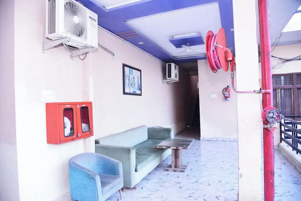 Найни: Hotel Shree Mahalaxmi