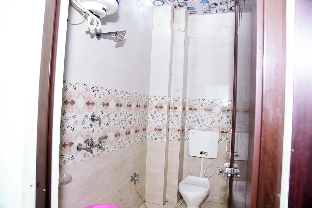 Найни: Hotel Shree Mahalaxmi