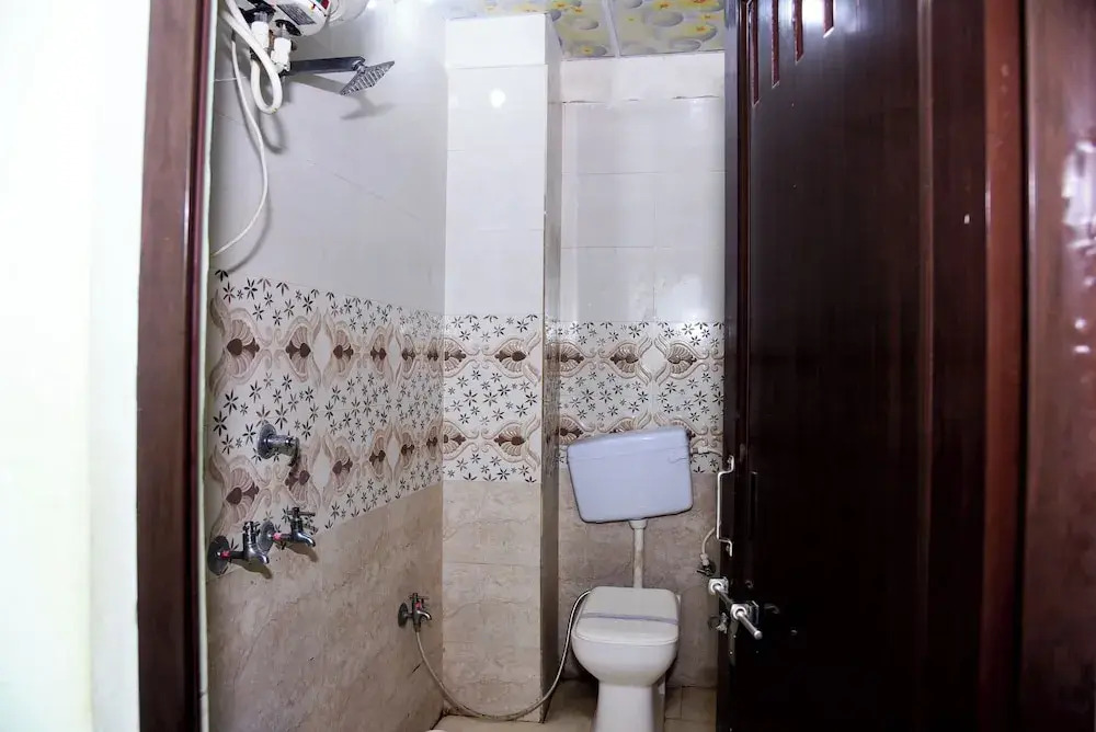 Найни: Hotel Shree Mahalaxmi