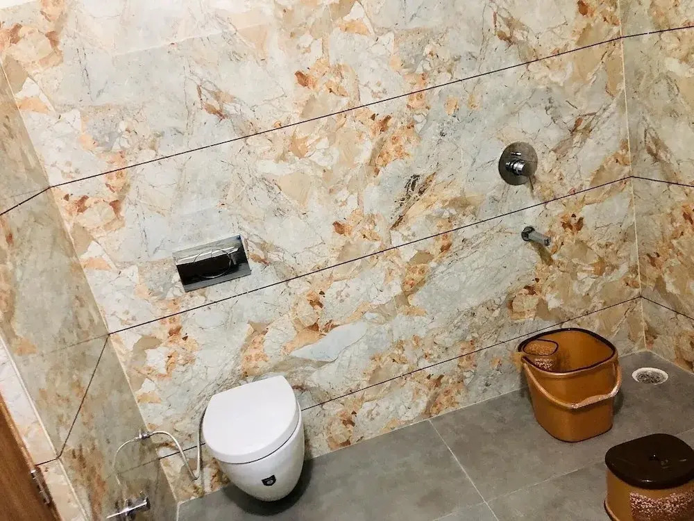 Батхинда: The Highclass Hotel