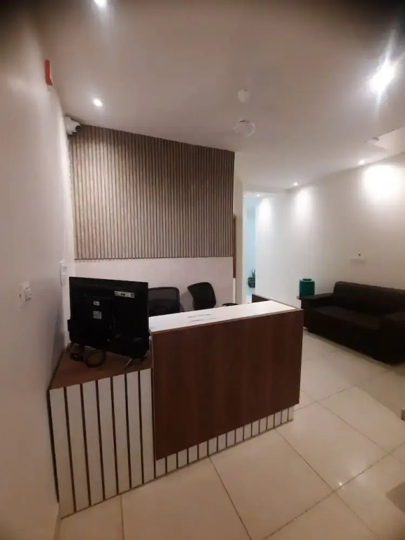 Батхинда: The Highclass Hotel