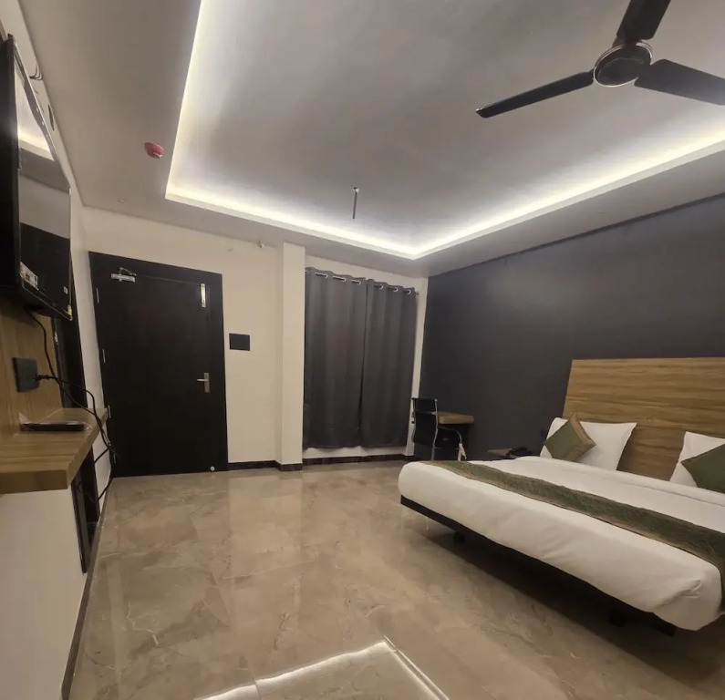 Горакхпур: Hotel Golden Tulip'z