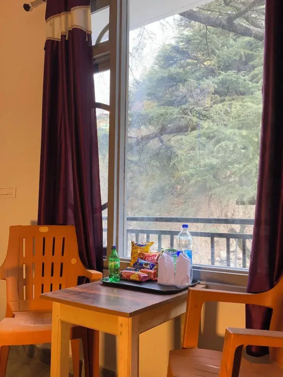 Касоль: HOM House of MannMauji Riverside