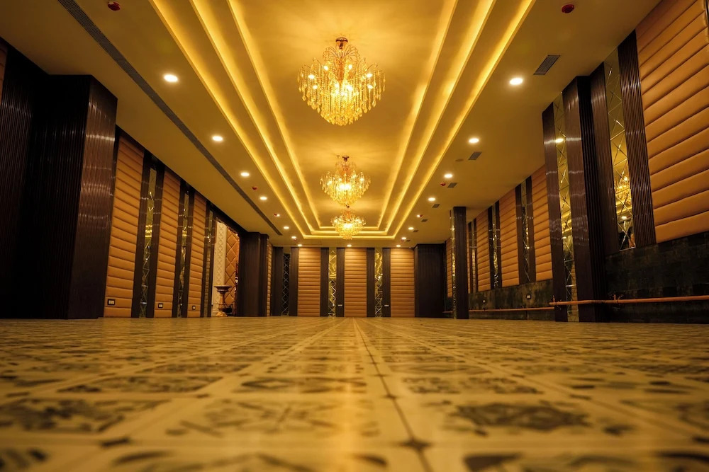 Garhmukteshwar: Hotel Adsan Heights