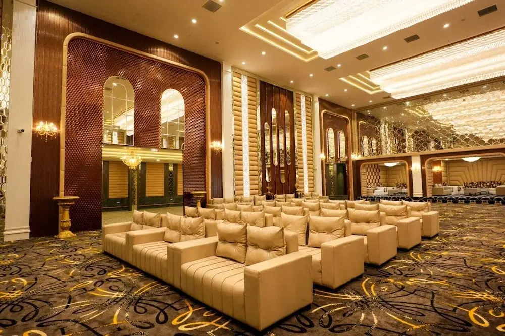 Garhmukteshwar: Hotel Adsan Heights