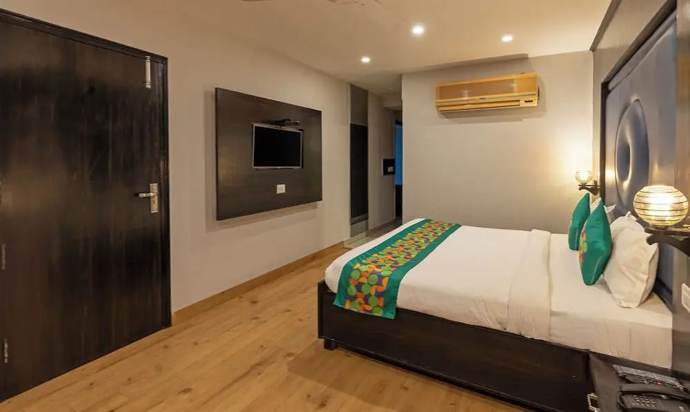 Чандигарх: Treebo Chandigarh Grand