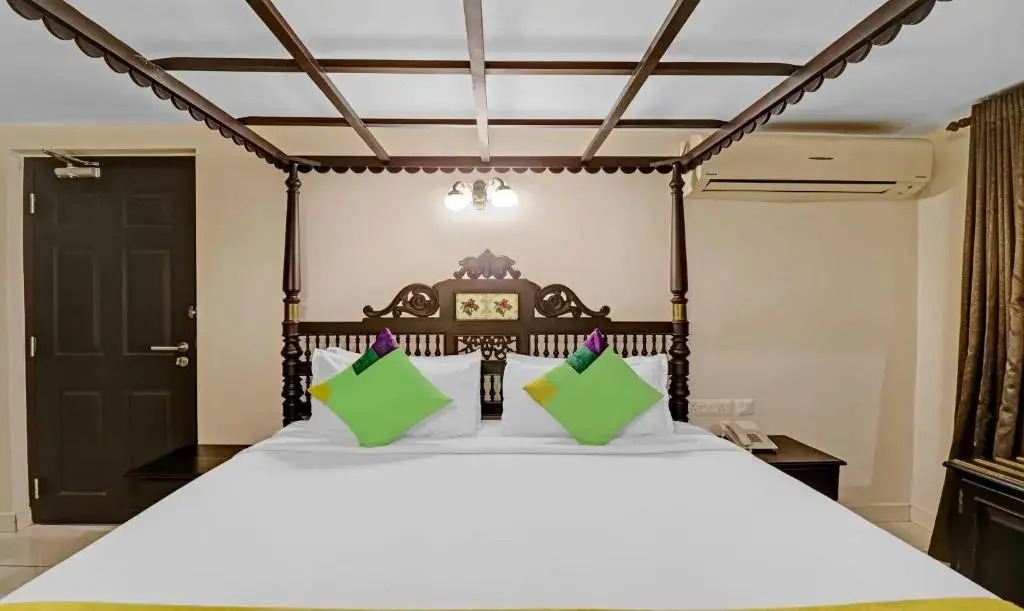 Коччи: Sea View Inn