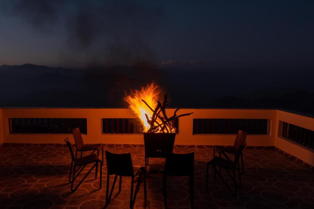 Чамба: The Seasons Dalhousie - Best Valley View & Mountain View Hotel in Dalhousie