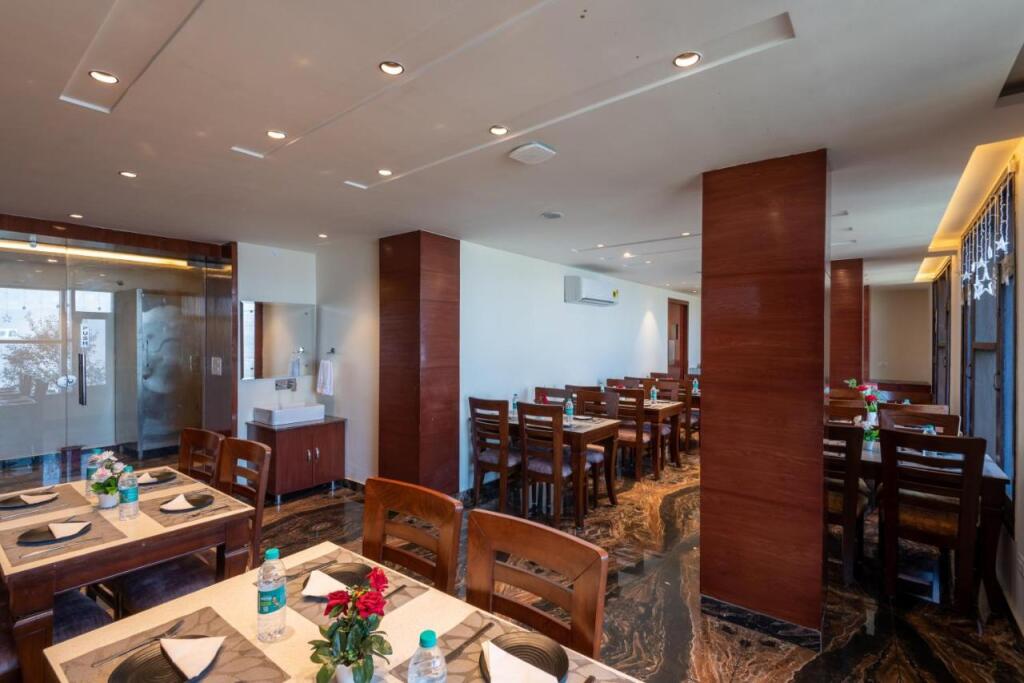 Чамба: The Seasons Dalhousie - Best Valley View & Mountain View Hotel in Dalhousie