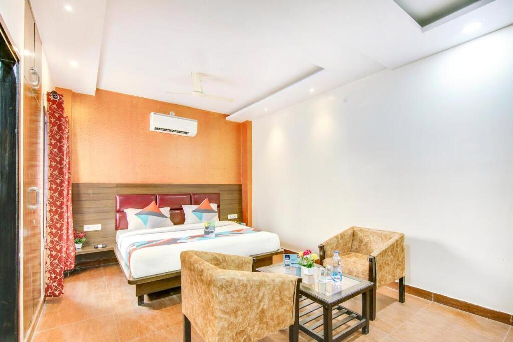 Лакхнау: FabHotel The Gayatri Palace