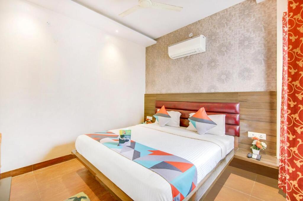 Лакхнау: FabHotel The Gayatri Palace