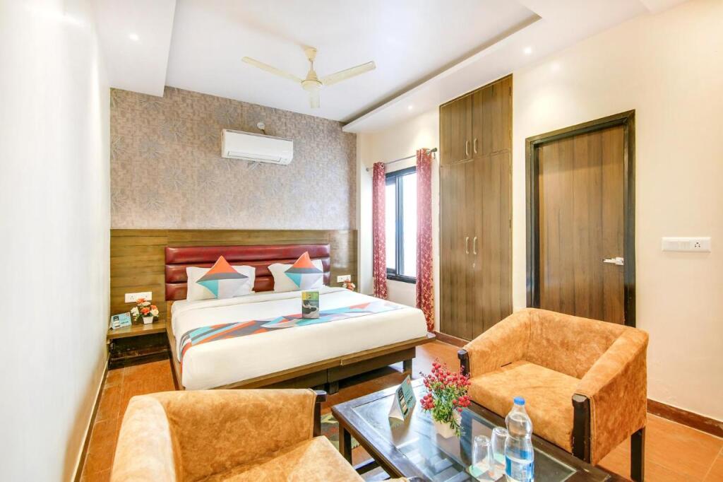 Лакхнау: FabHotel The Gayatri Palace
