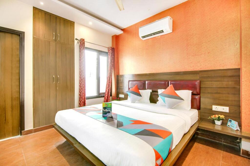 Лакхнау: FabHotel The Gayatri Palace
