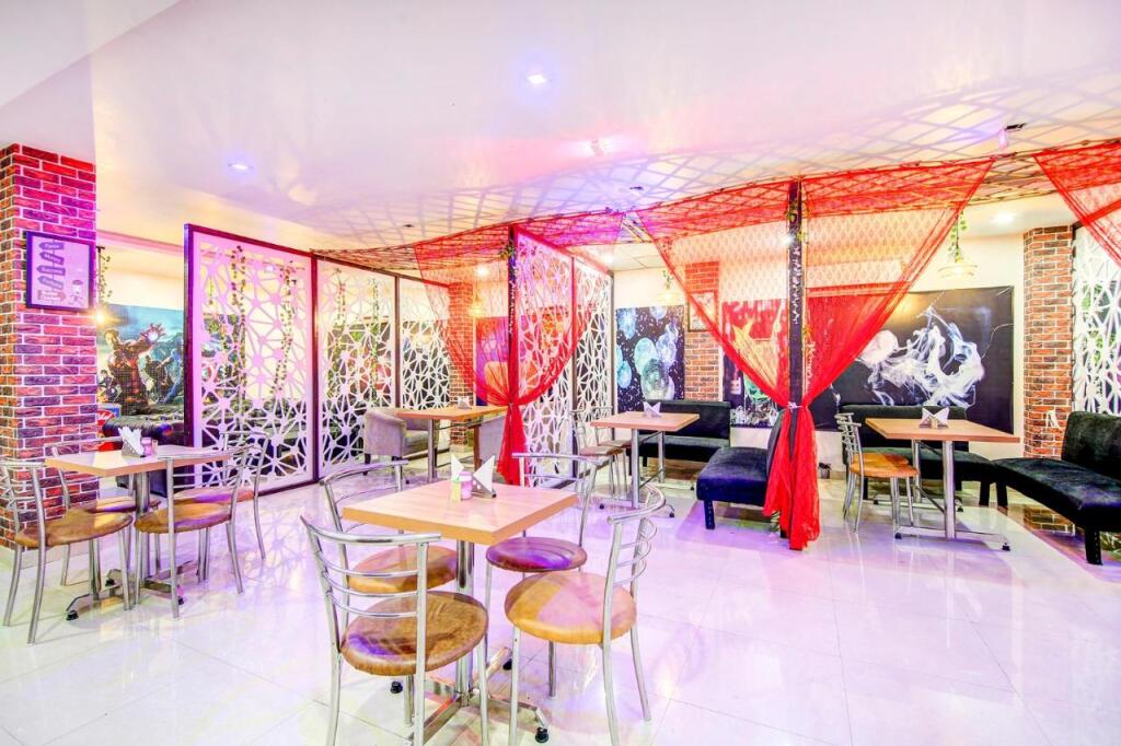 Лакхнау: FabHotel The Gayatri Palace