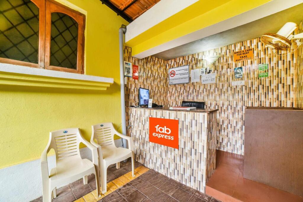Вагатор: FabHotel Yoyo Cottage
