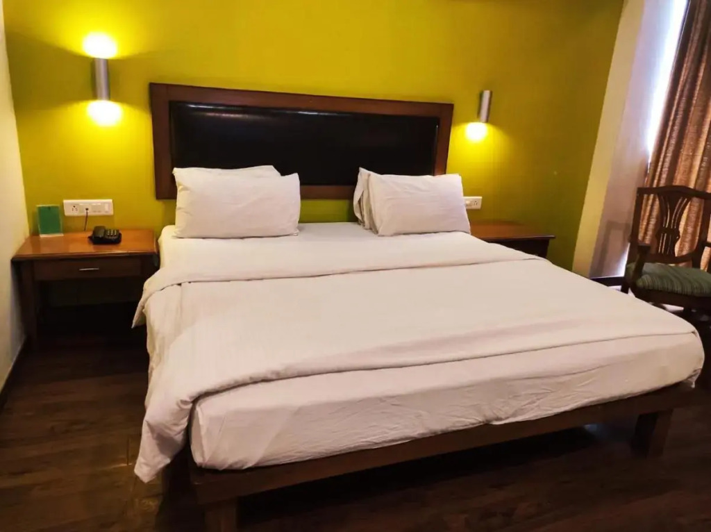 Колхапур: Krishna Inn Kolhapur
