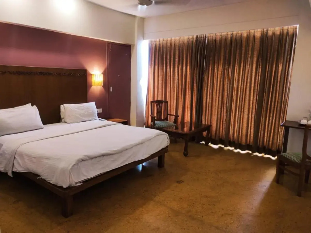 Колхапур: Krishna Inn Kolhapur