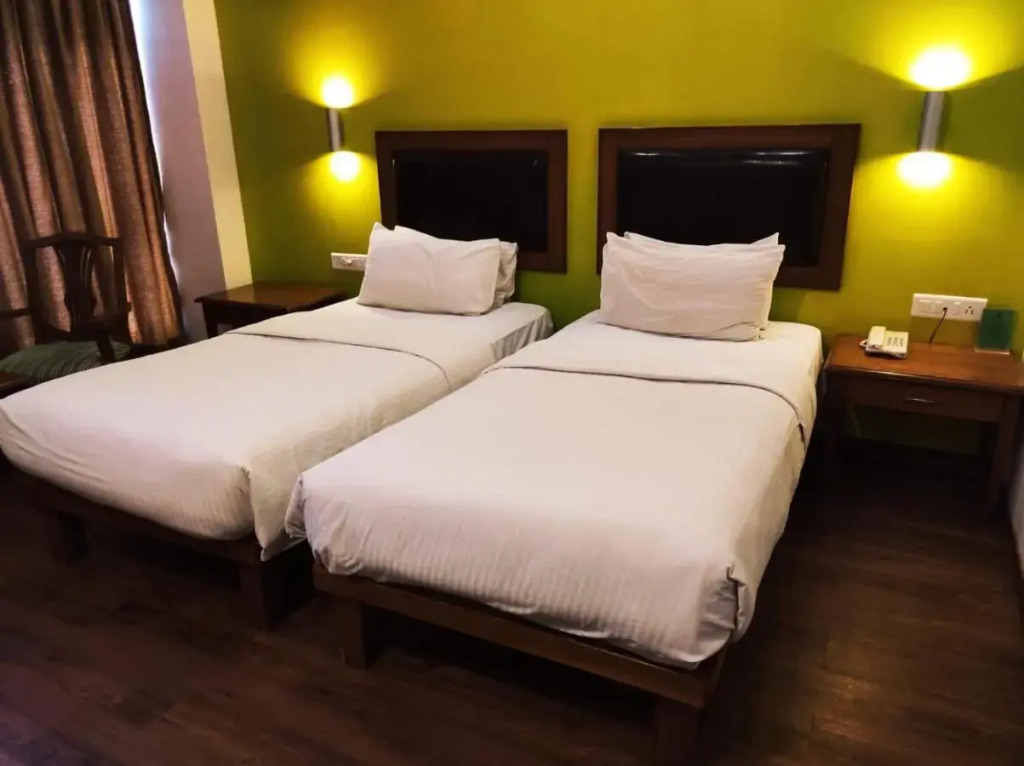 Колхапур: Krishna Inn Kolhapur