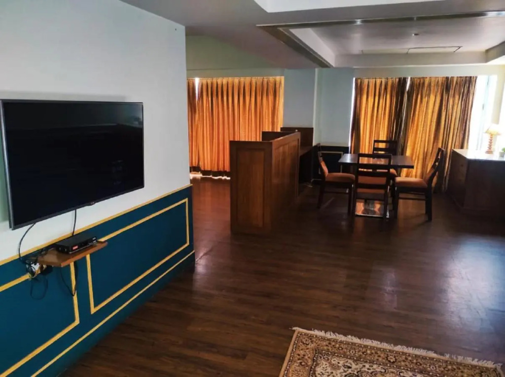Колхапур: Krishna Inn Kolhapur