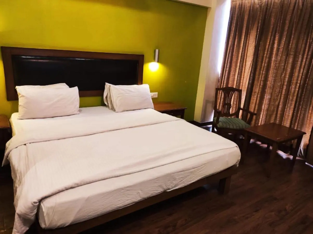 Колхапур: Krishna Inn Kolhapur
