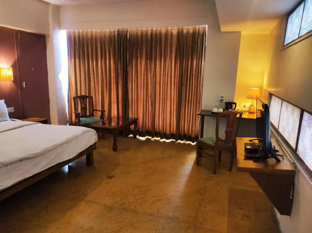 Колхапур: Krishna Inn Kolhapur