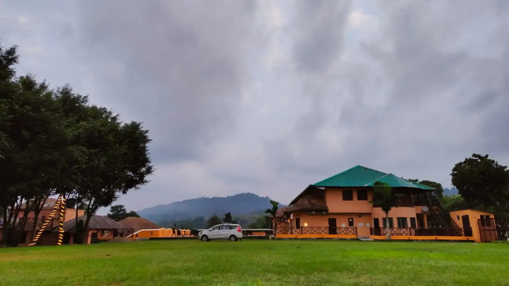 Наинитал: Kyari Corbett Resort