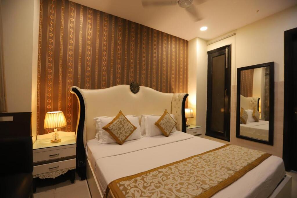 Hotel Vivah Residency Couple Friendly Pashim Vihar — фото 4
