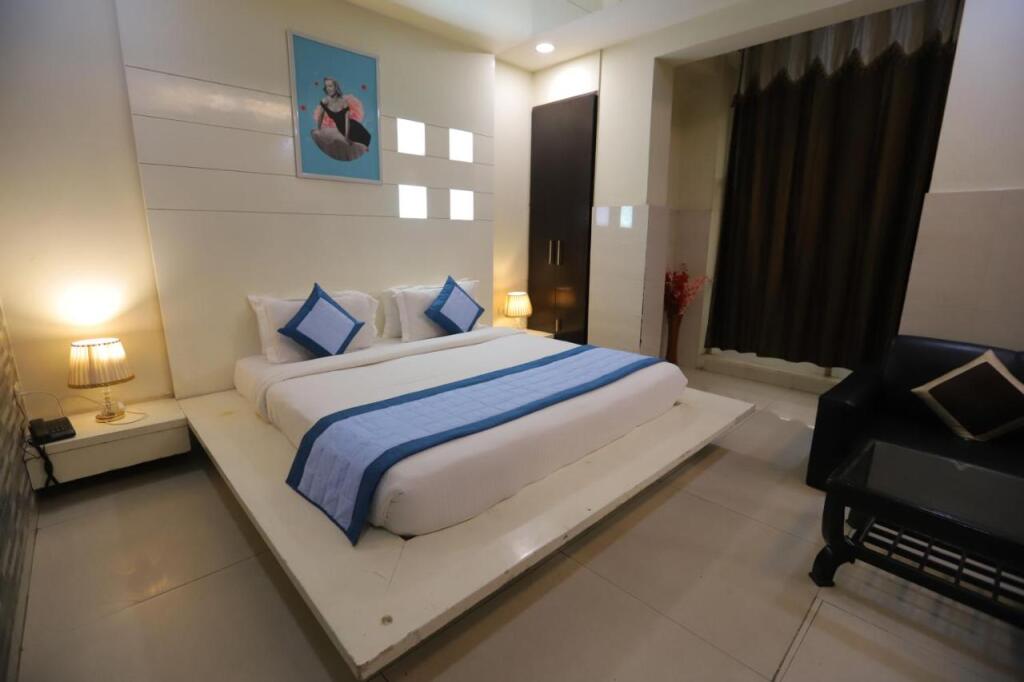 Hotel Vivah Residency Couple Friendly Pashim Vihar — фото 5