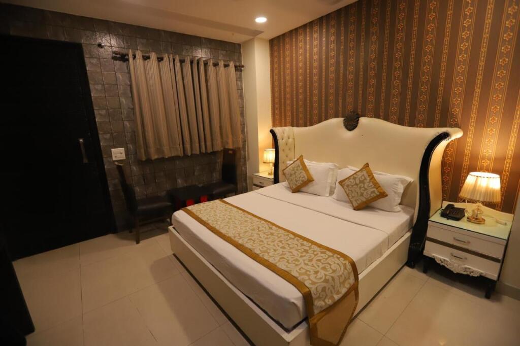 Hotel Vivah Residency Couple Friendly Pashim Vihar — фото 3