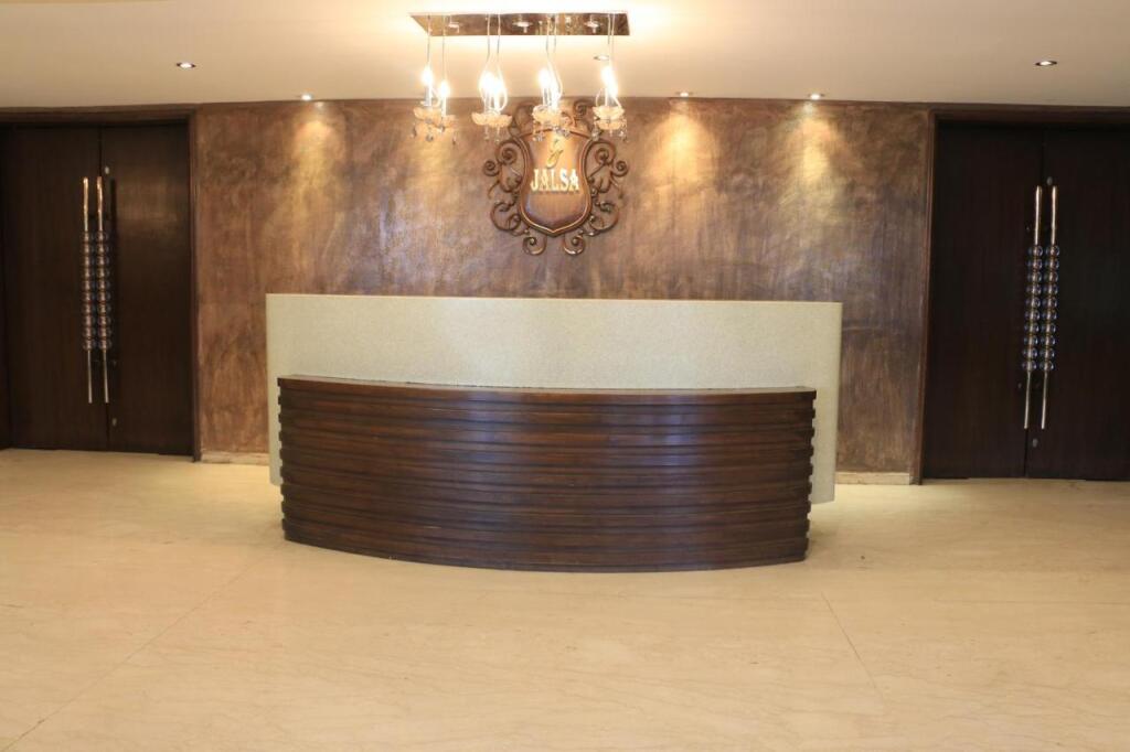 Индаур: Jalsa Hotel & Banquets