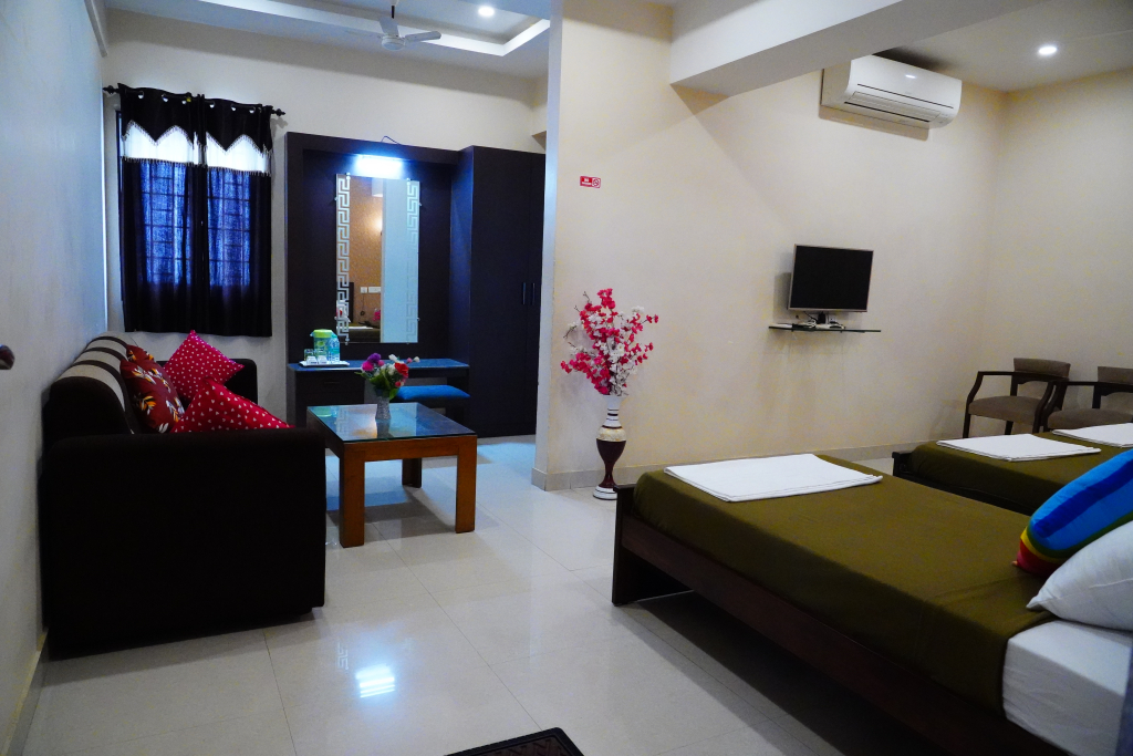 Катпади: Отель Vjr Mahal and Vinayagam Residency