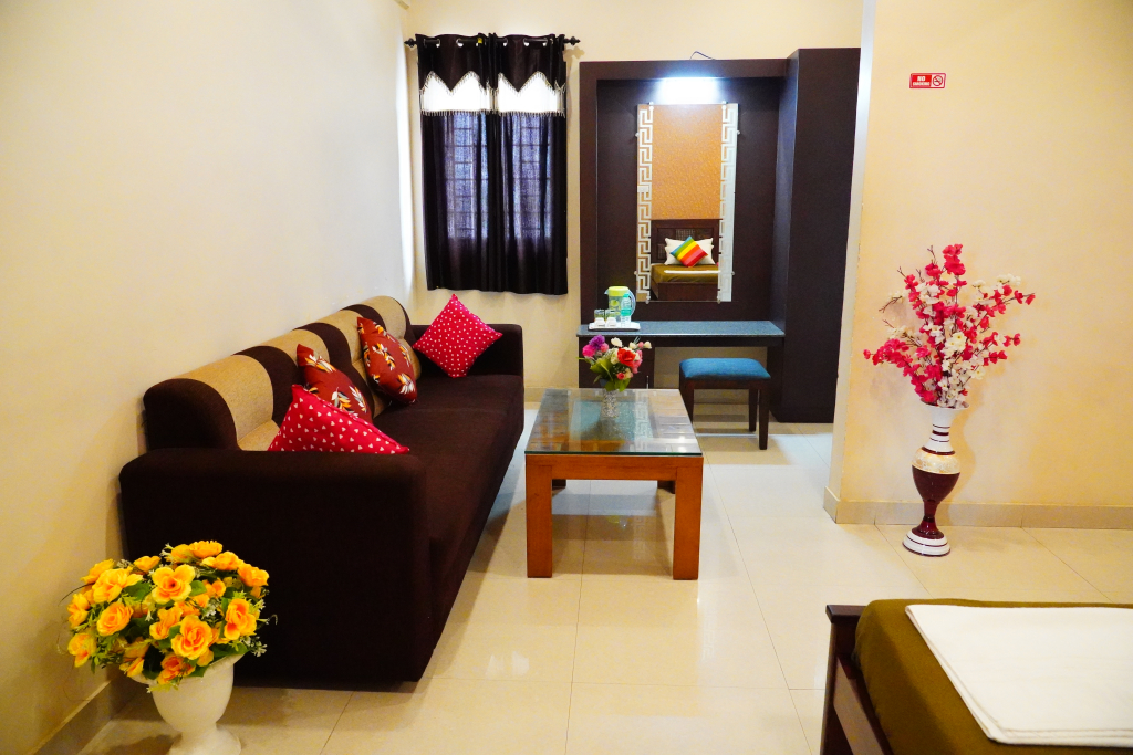 Катпади: Отель Vjr Mahal and Vinayagam Residency