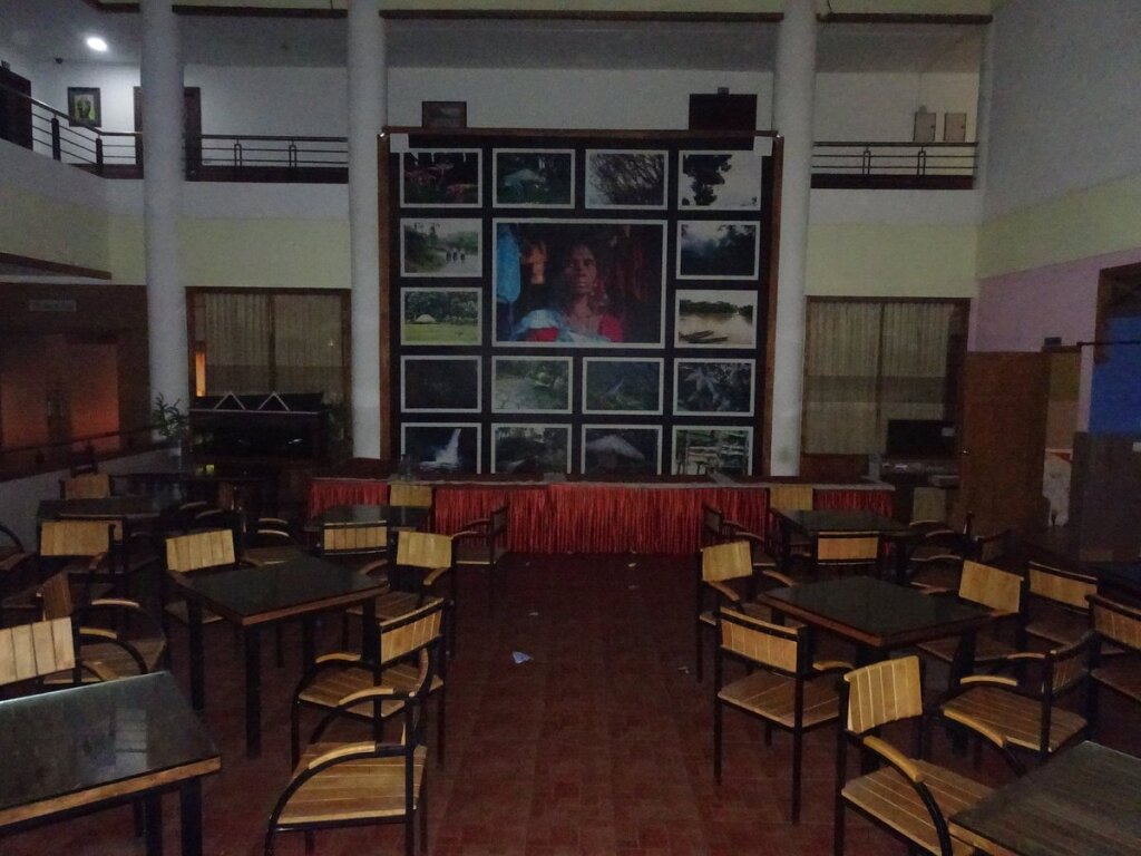 Велламундра: Hotel Brahmagiri