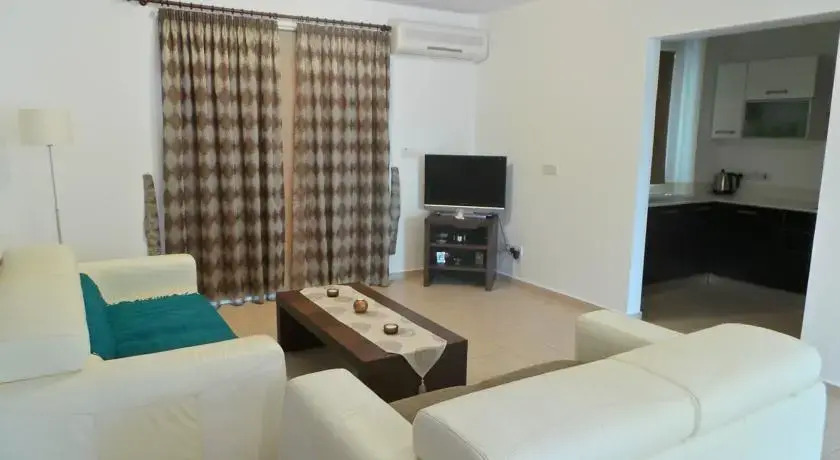 Протарас: Sea Princess Luxury Villas