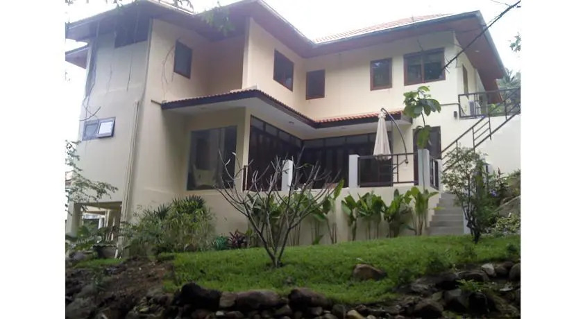 Самуи: Chaweng Bungalow with Elephants