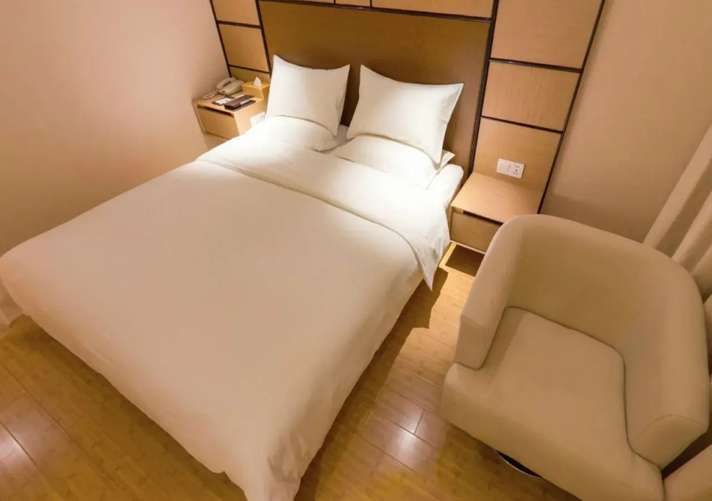 Шанхай: JI Hotel Shanghai Zhoupu Branch