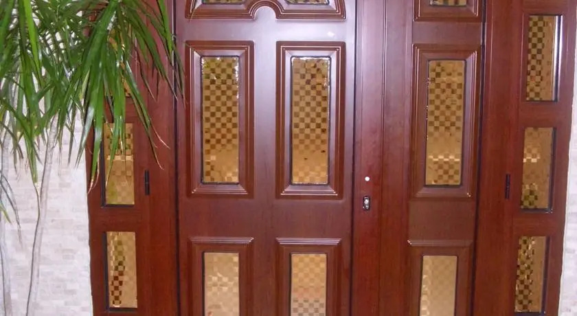 Ульцинь: Apartmani Shata