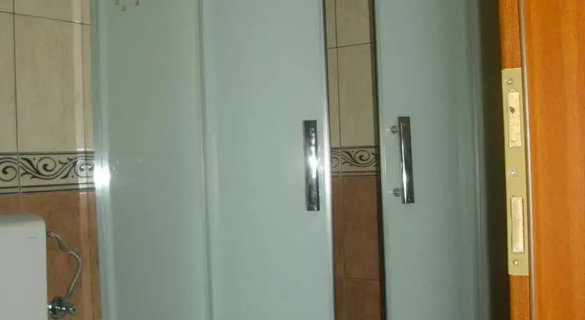 Ульцинь: Apartmani Shata