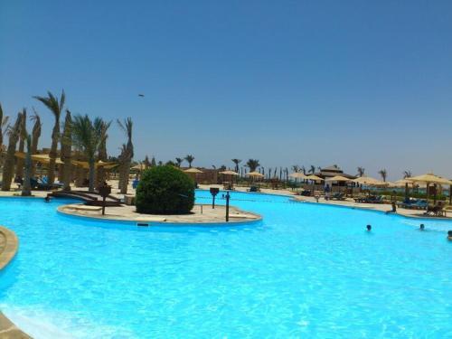 Айн-Сохна: One-Bedroom Chalet at Mousa Coast - Unit A1402