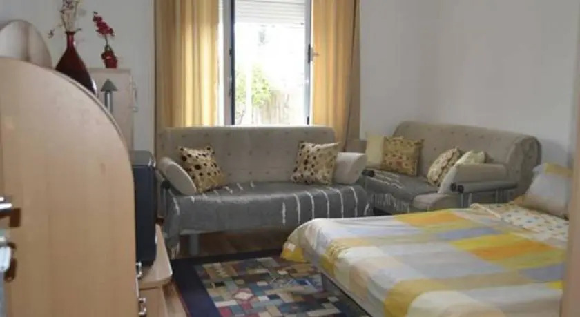 Ульцинь: Vila Sara