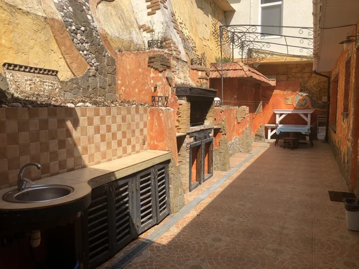 Никита: Royal Nikita Apartments