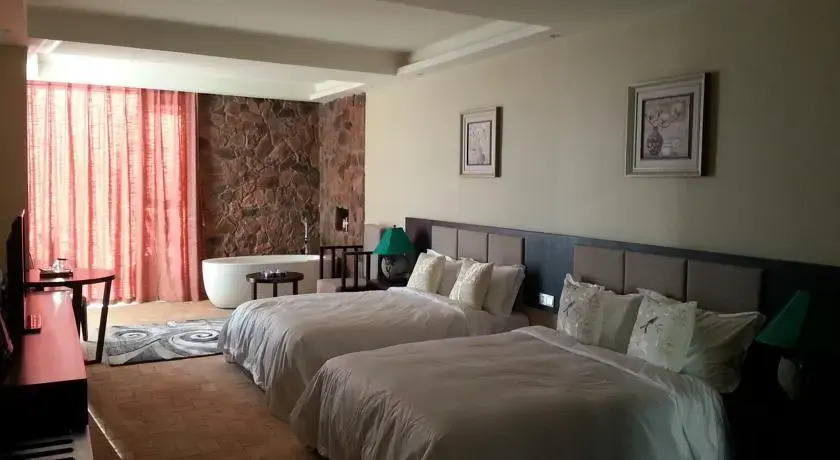 Дали: Valen Moon Resort