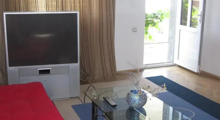 Ереван: Centre of Yerevan Four Bedroom Villa
