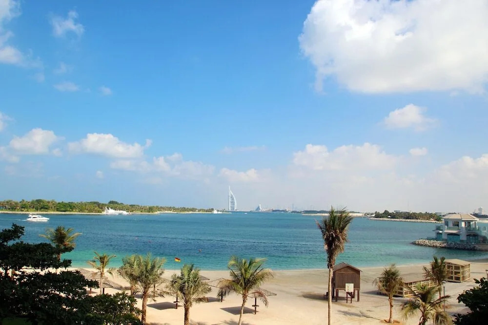 Дубай: Mystaygroup - Al Basri
