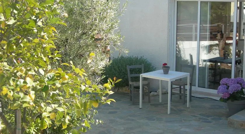 Писсури: Villa Sunshore