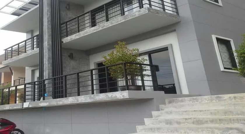 Кату: The Naka House