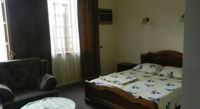Тбилиси: Guto Hotel