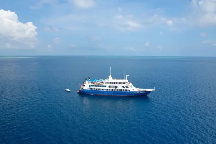 Северный атолл Мале: Yasawa Princess